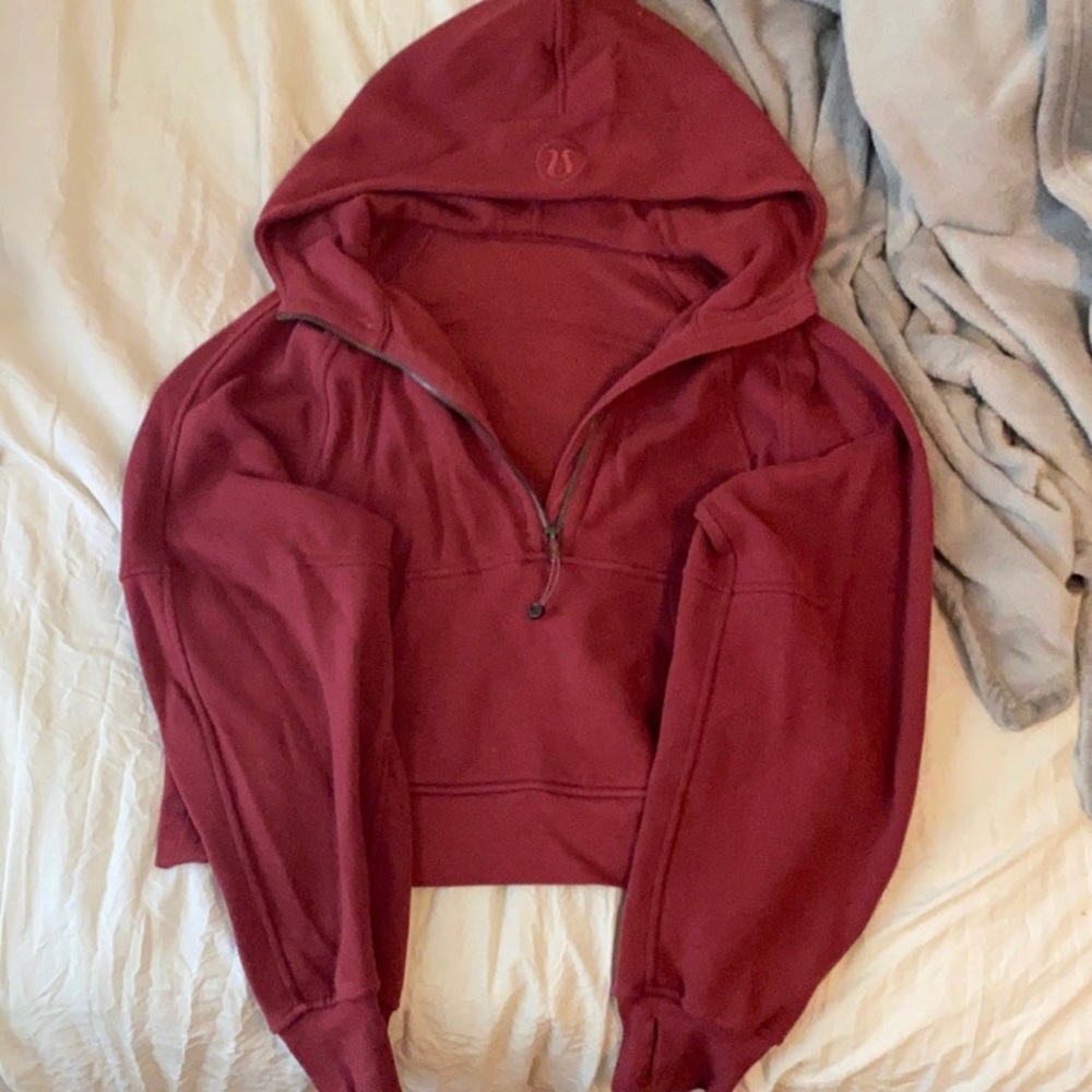 Lululemon Scuba half zip